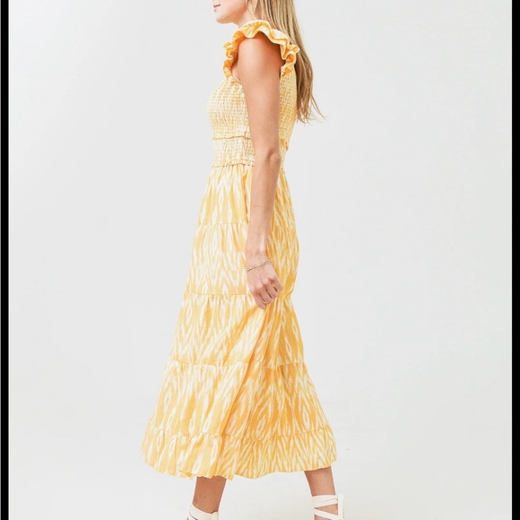 Saylor smocked yellow maxi dress off shoulder size small - Picture 1 of 5